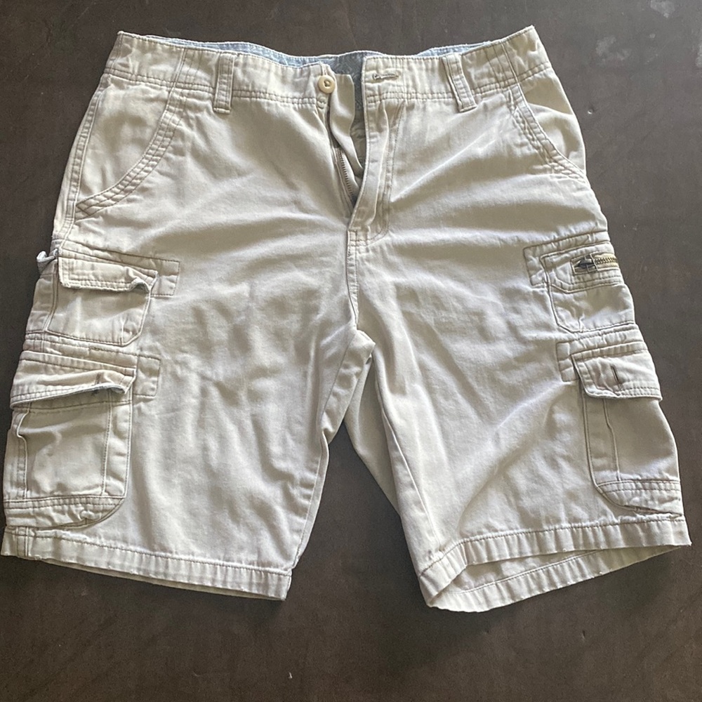 Khaki Plugg Cargo Shorts